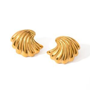 18K Gold Wave Waterproof Stud Earrings
